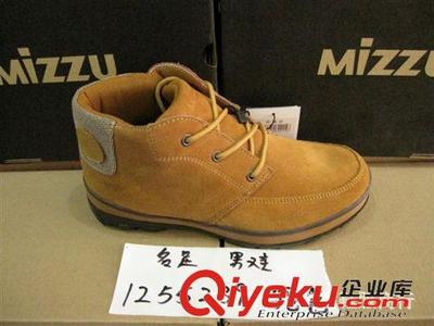 10月新款全皮男士休閑運動鞋 四季皆宜的旅行與日常穿搭選擇